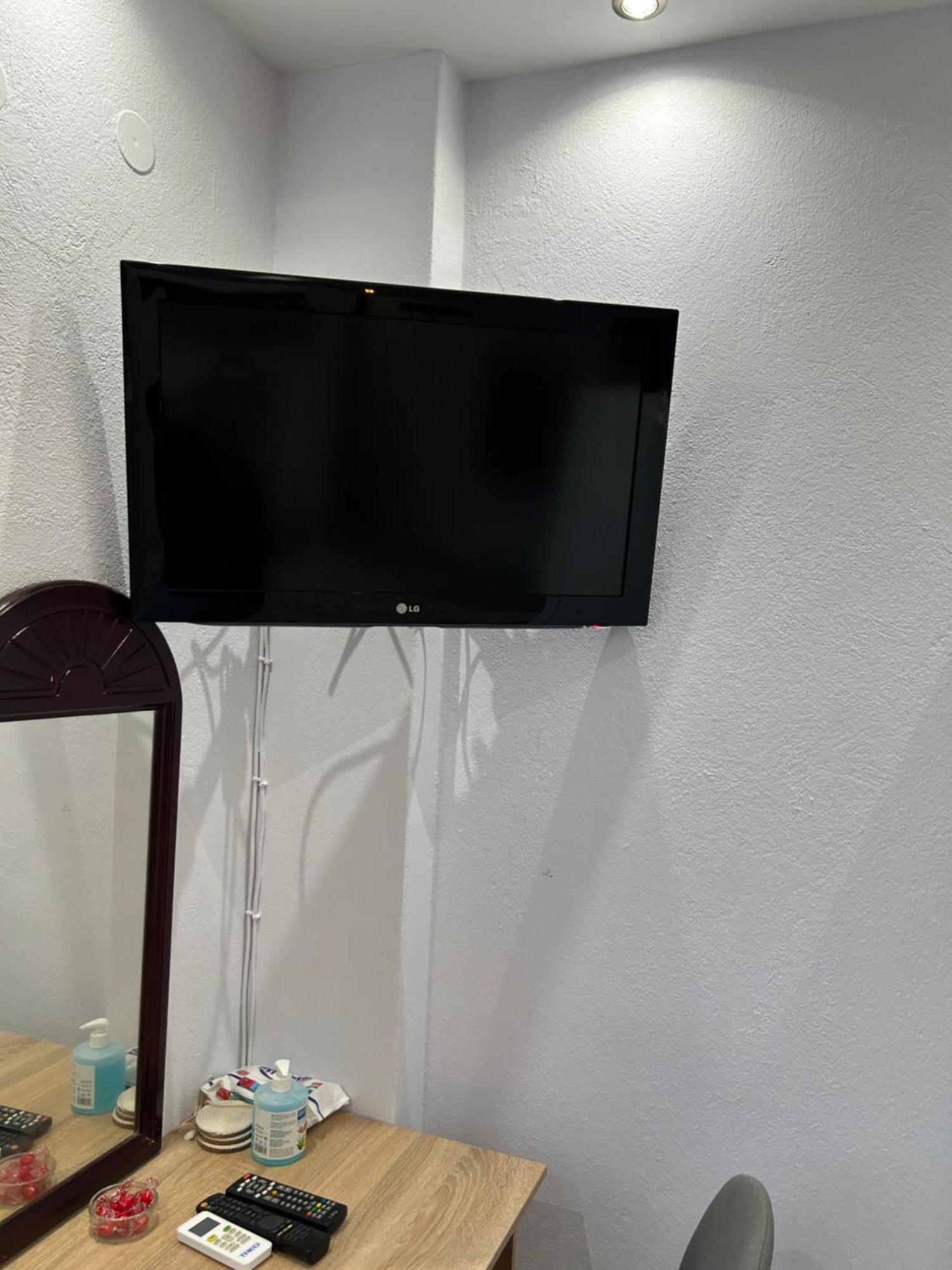 Ano Poli Studios 1 Солун Екстериор снимка